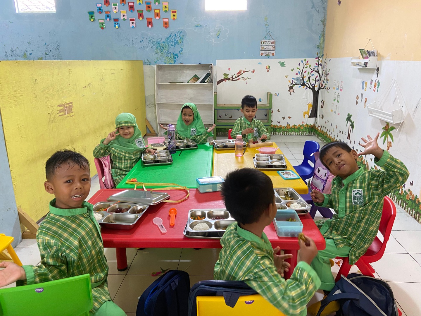 Makan Bersama