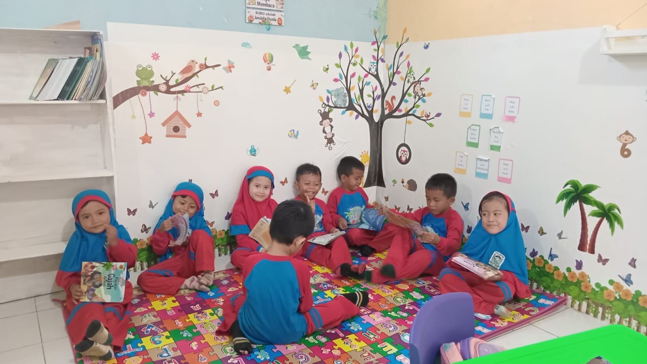 Membaca Buku